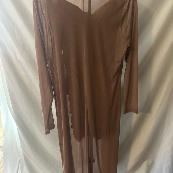 Almost Famous Tan Ruched Two-Piece Set - Picture 4 of 4